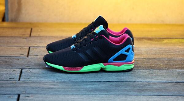 もらって嬉しい出産祝い adidas Originals  Flux ZX 全巻セット